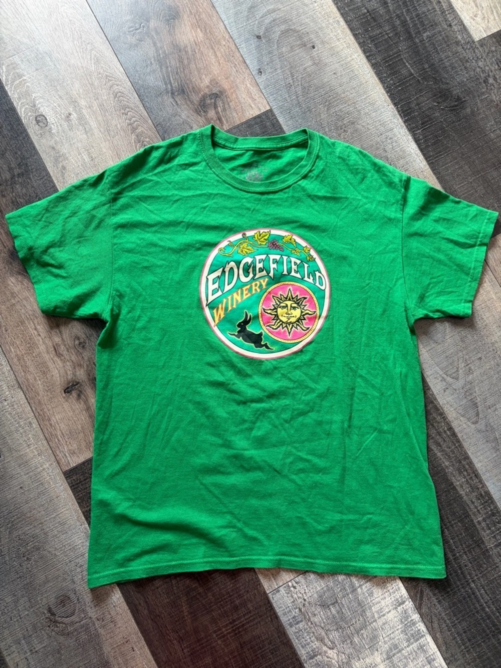 Edgefield Winery Graphic Tee Green Rabbit Sun Logo T Shirt XL